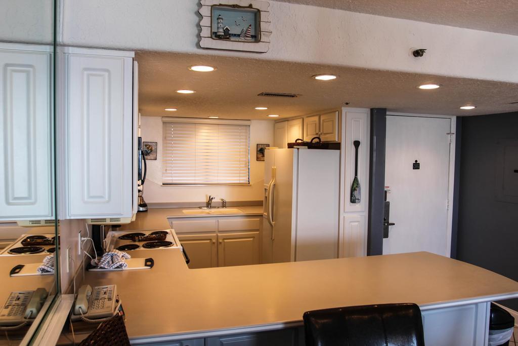 Sundestin 818 Apartment Bagian luar foto